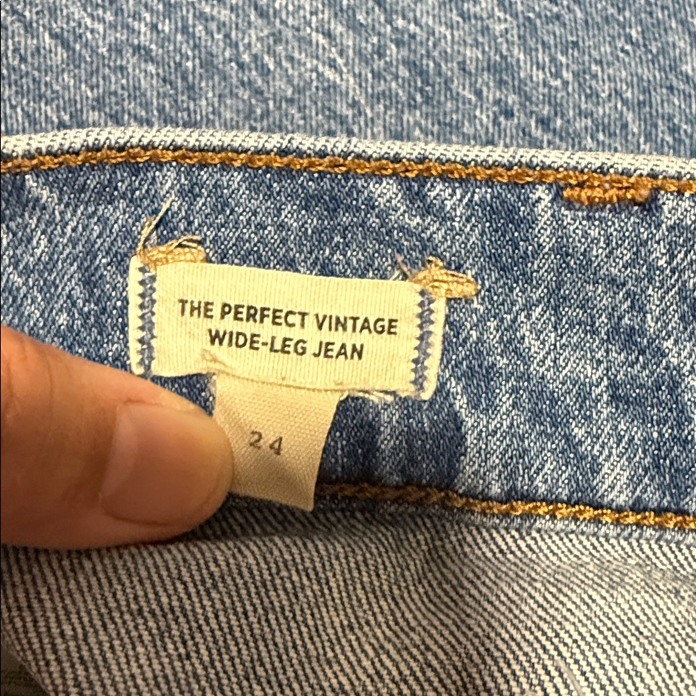 Madewell High Rise Light Blue Jeans - Picture 6 of 6